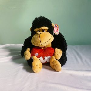 SWEET GORILLA WITH A RED HEART